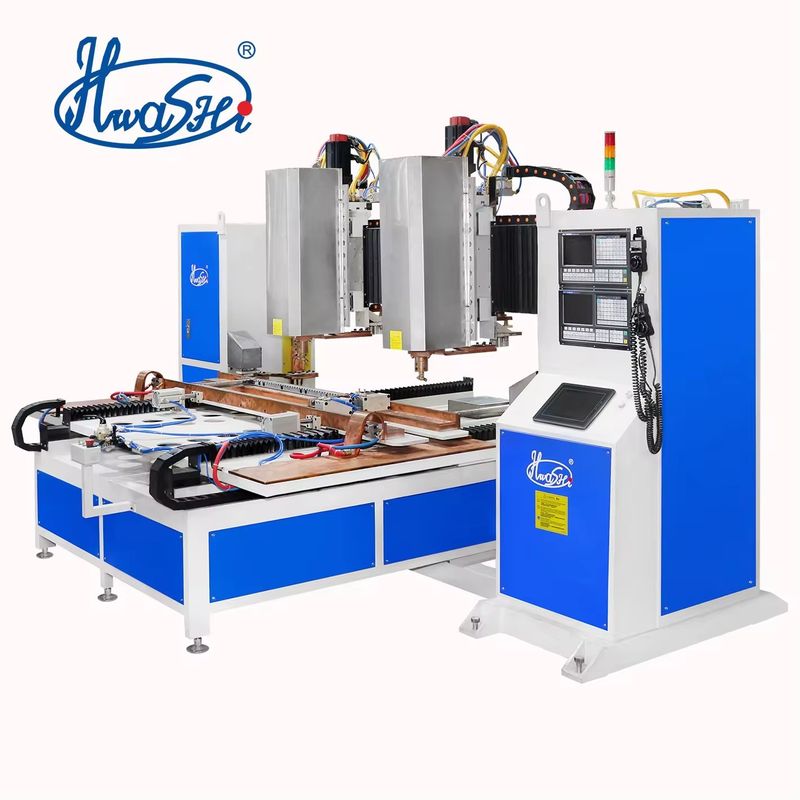 Sieben 7-Achsen-CNC-Punkt-Schweißmaschine Doppelköpfe Automatische Blechmetall für Squat Rack