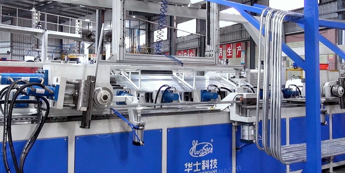 Vollautomatische Schlauchformmaschine zum Biegen und Schrumpfen von Schläuchen für IBC-Rahmenpalletten
